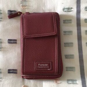 Crossbody cell phone wallet, NWOT
